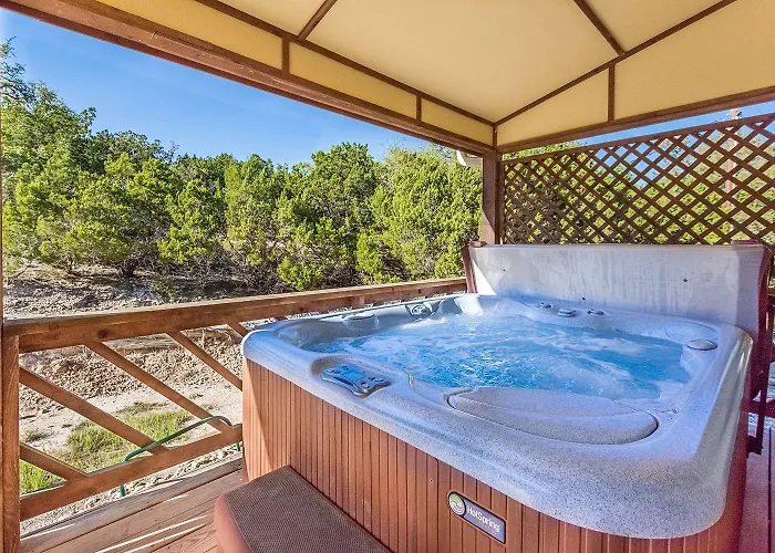 Appian Way Tuscan Cottage